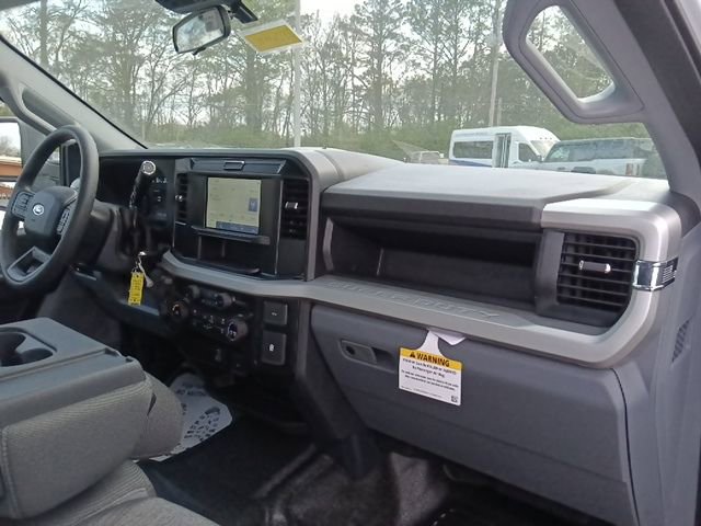 New 2026 Ford F250 XL w/ XL Chrome Package image 36