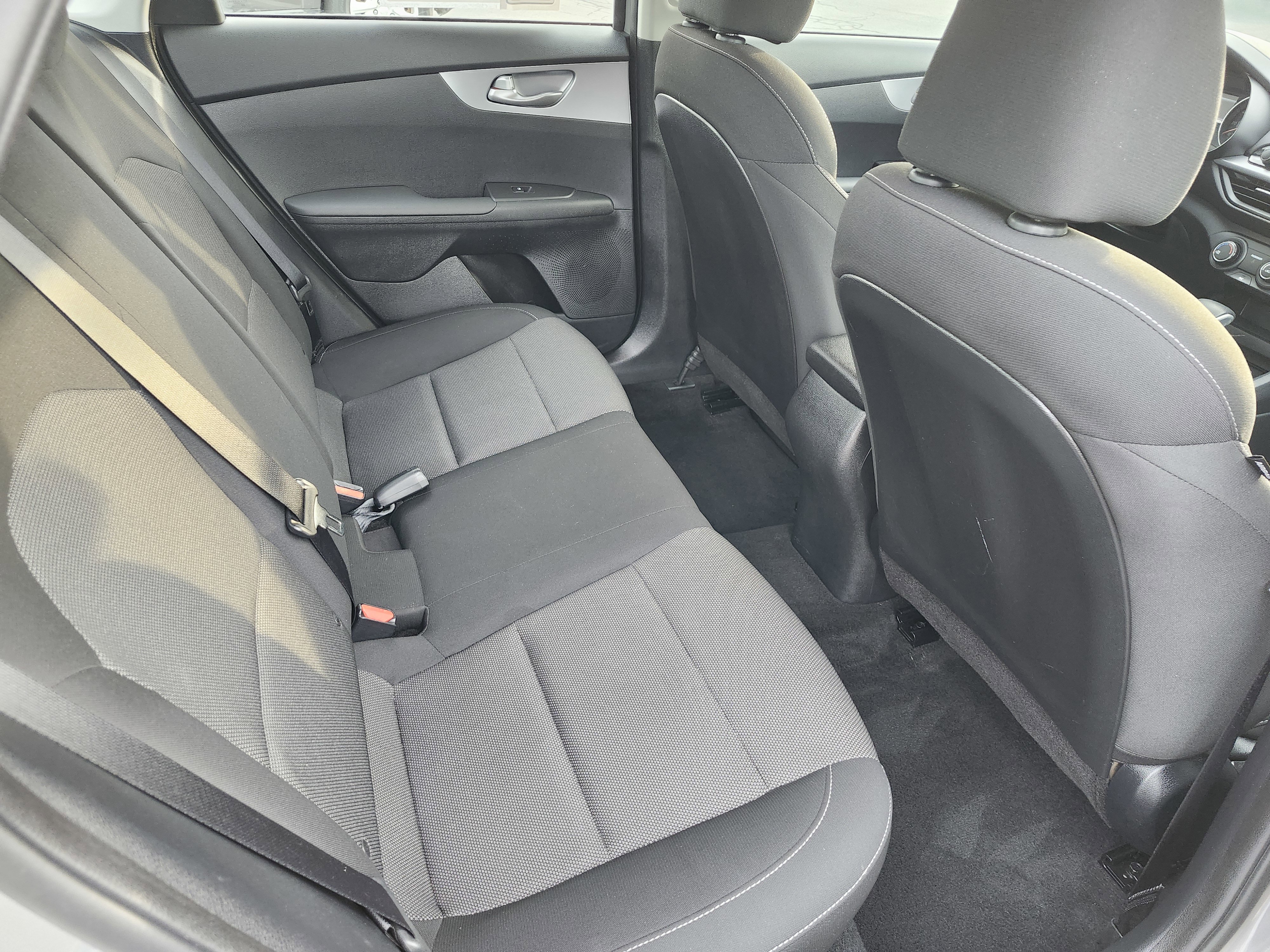 Used 2022 Kia Forte LXS FWD image 19