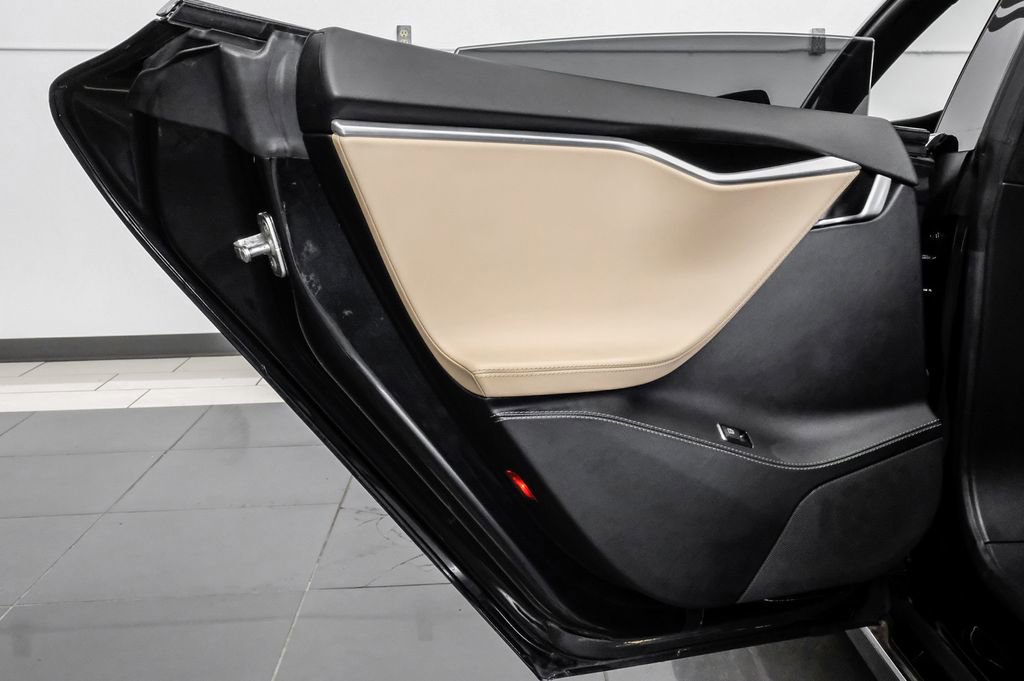 Used 2016 Tesla Model S P90D image 47