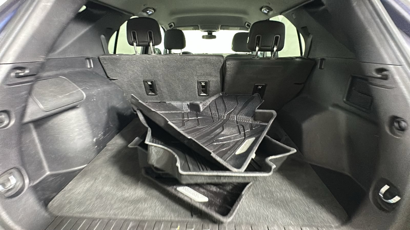 Used 2018 Chevrolet Equinox LT AWD/4WD image 30