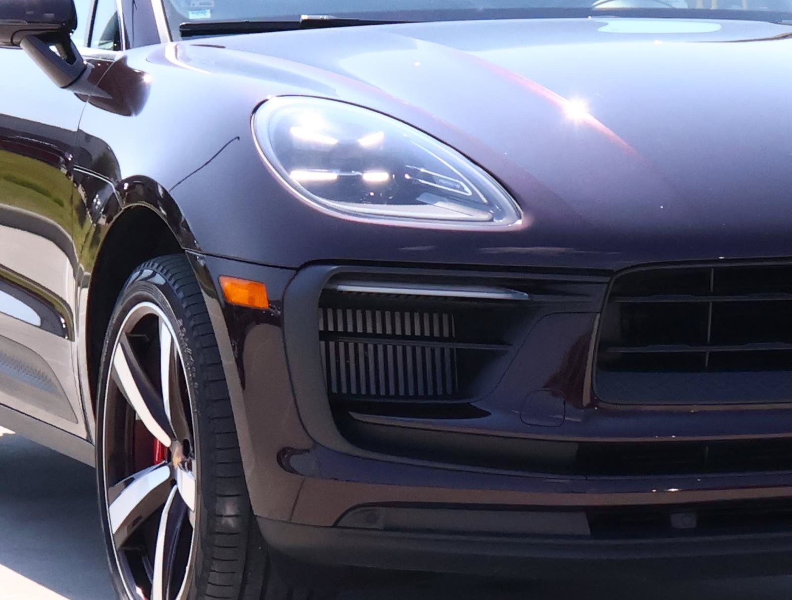 Used 2023 Porsche Macan S AWD/4WD image 8