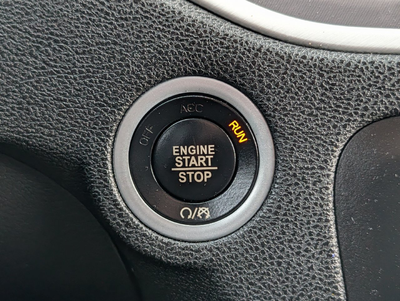 Used 2022 Dodge Charger SXT RWD image 17