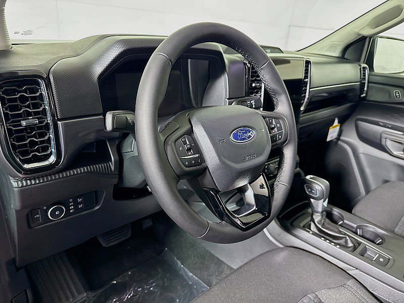 New 2025 Ford Ranger XLT w/ Equipment Group 301A High AWD/4WD image 9