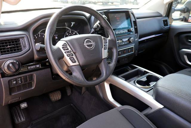 Certified 2023 Nissan Titan SV w/ SV Convenience Package AWD/4WD image 18