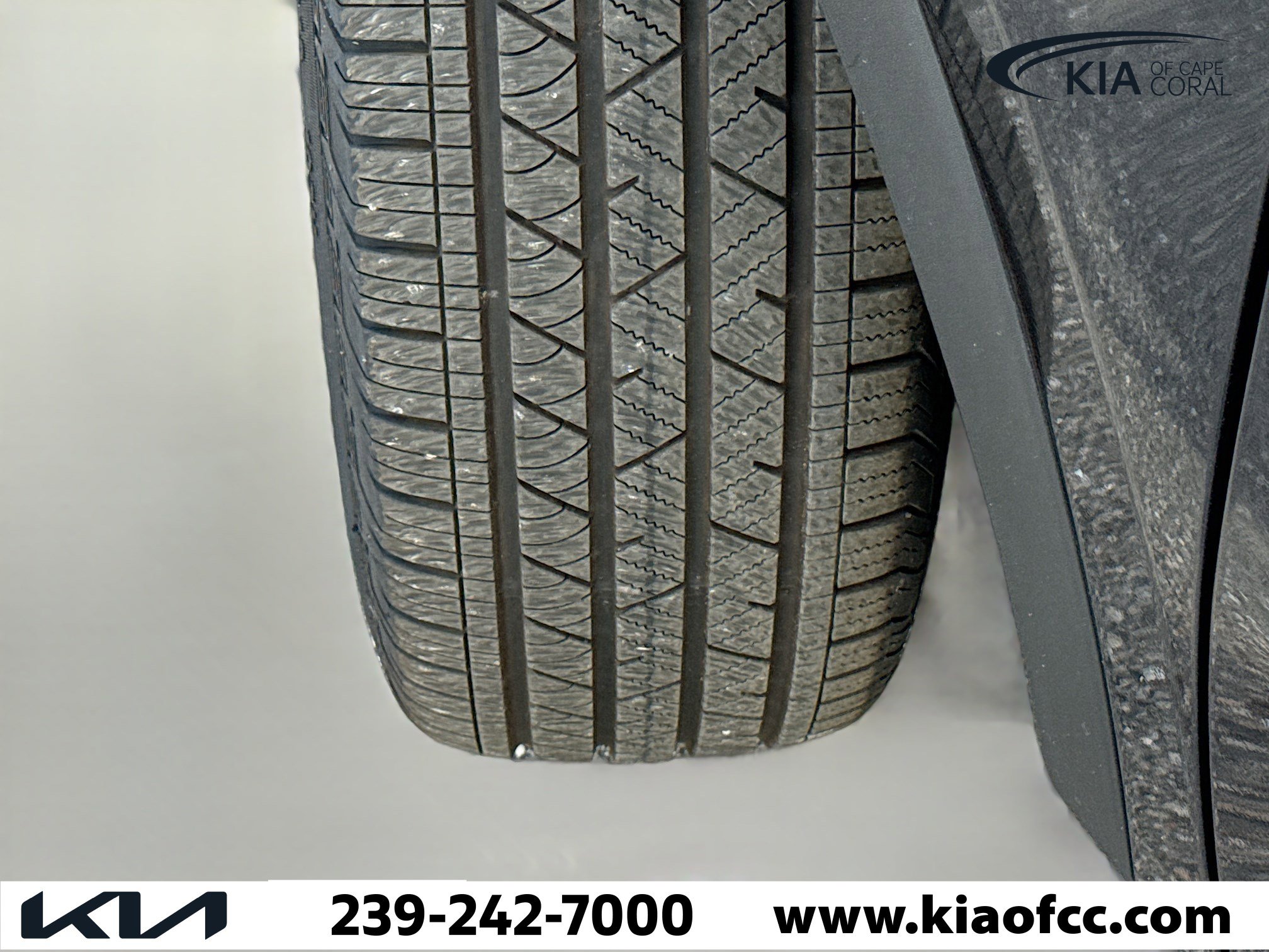 New 2026 Kia Sorento S w/ S Panoramic Sunroof Package FWD image 43