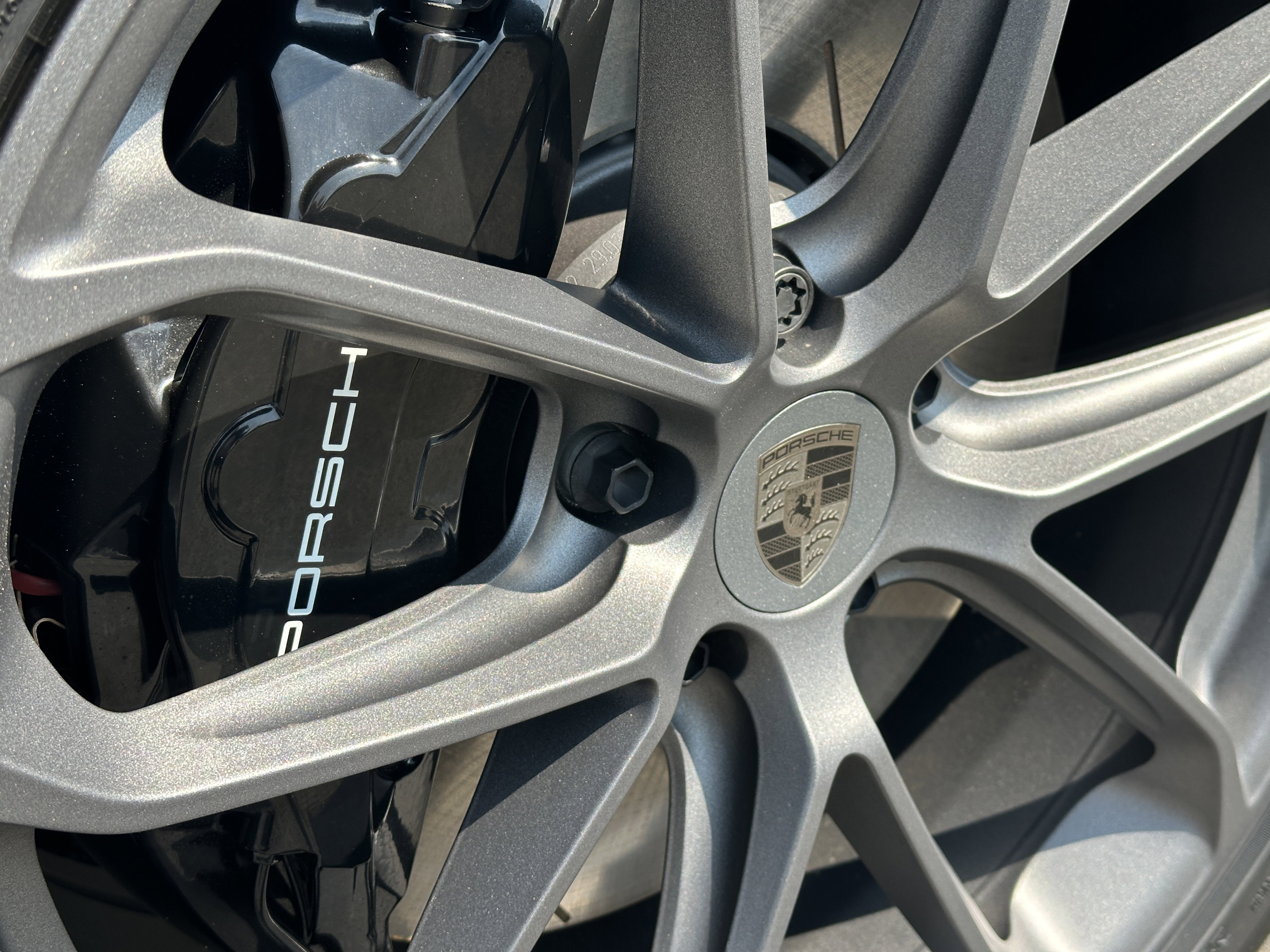 New 2025 Porsche Cayenne Turbo image 27