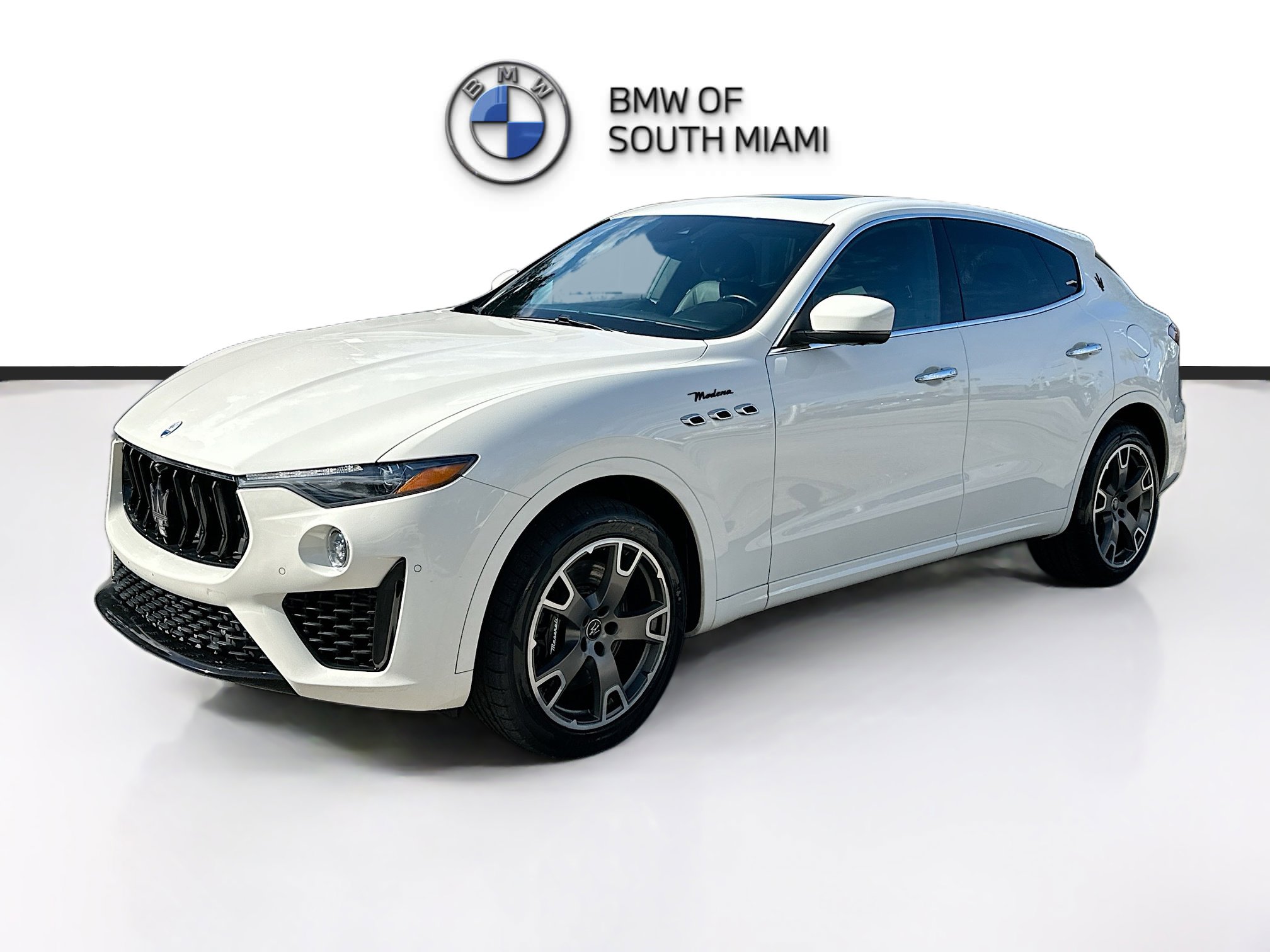 Used 2023 Maserati Levante Modena image 3
