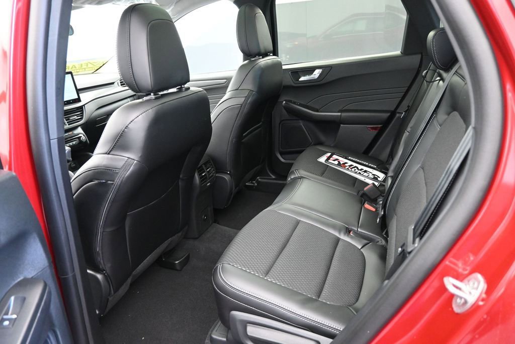 New 2026 Ford Escape SE FWD image 15