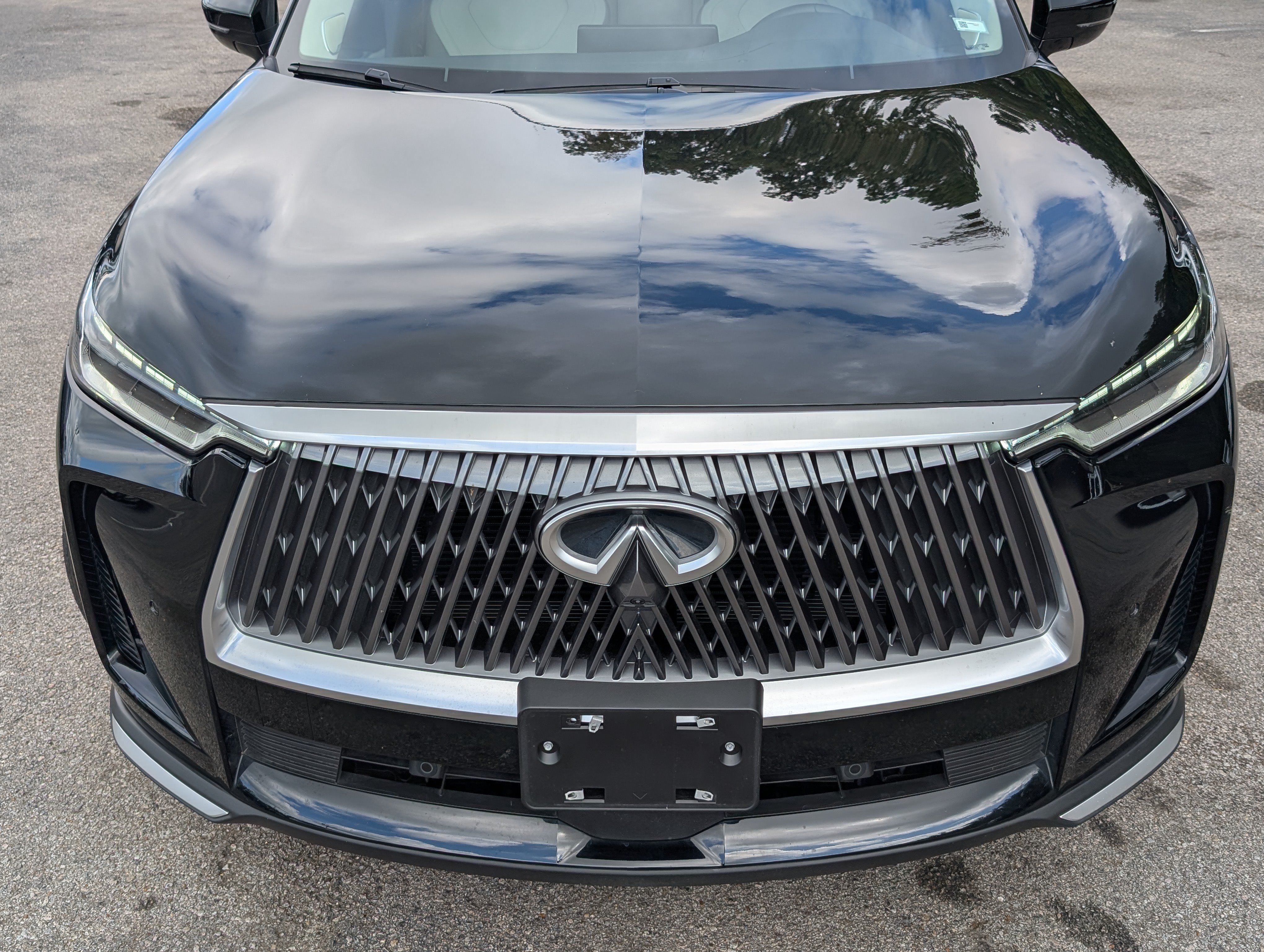 Used 2026 INFINITI QX60 Luxe w/ Cargo Package FWD image 12