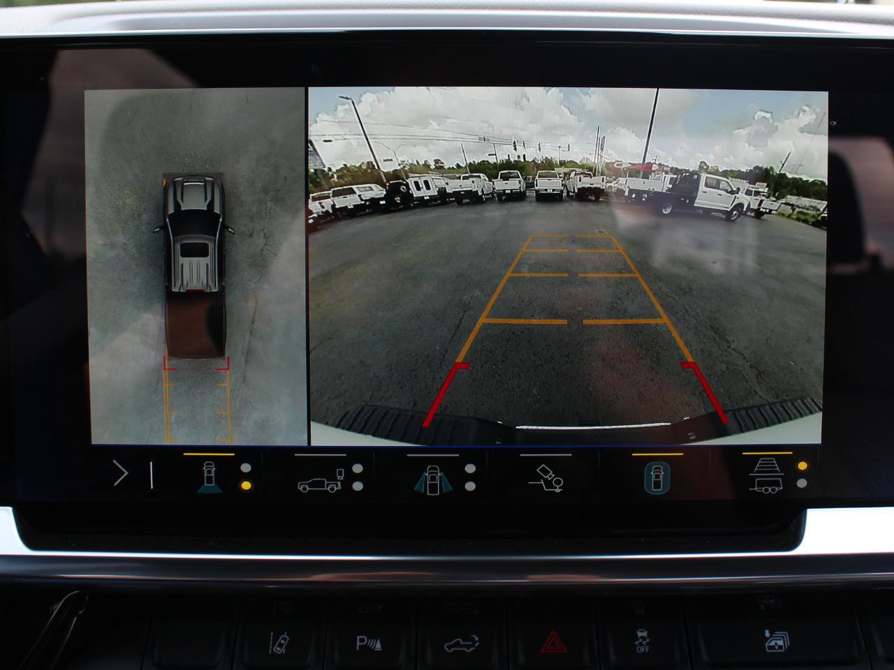 Used 2024 Chevrolet Silverado 2500 LT w/ Safety Package image 29