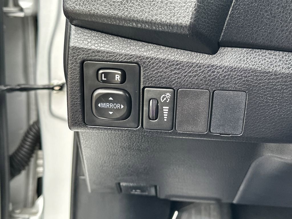 Used 2015 Toyota Corolla S FWD image 16