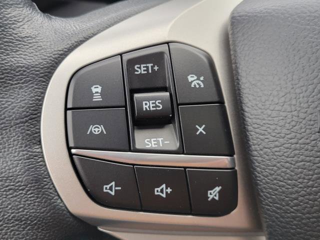 Used 2022 Ford Explorer Limited w/ Equipment Group 301A image 11