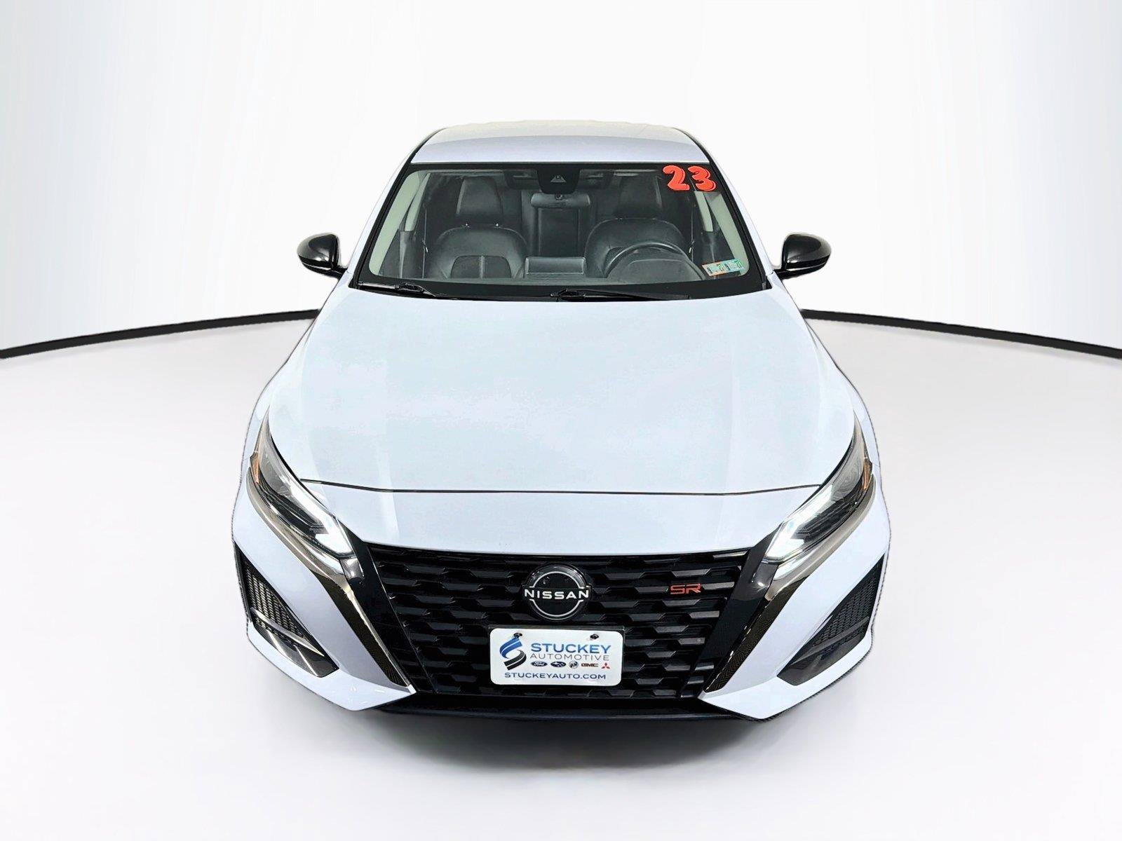 Used 2023 Nissan Altima 2.5 SR AWD/4WD image 13