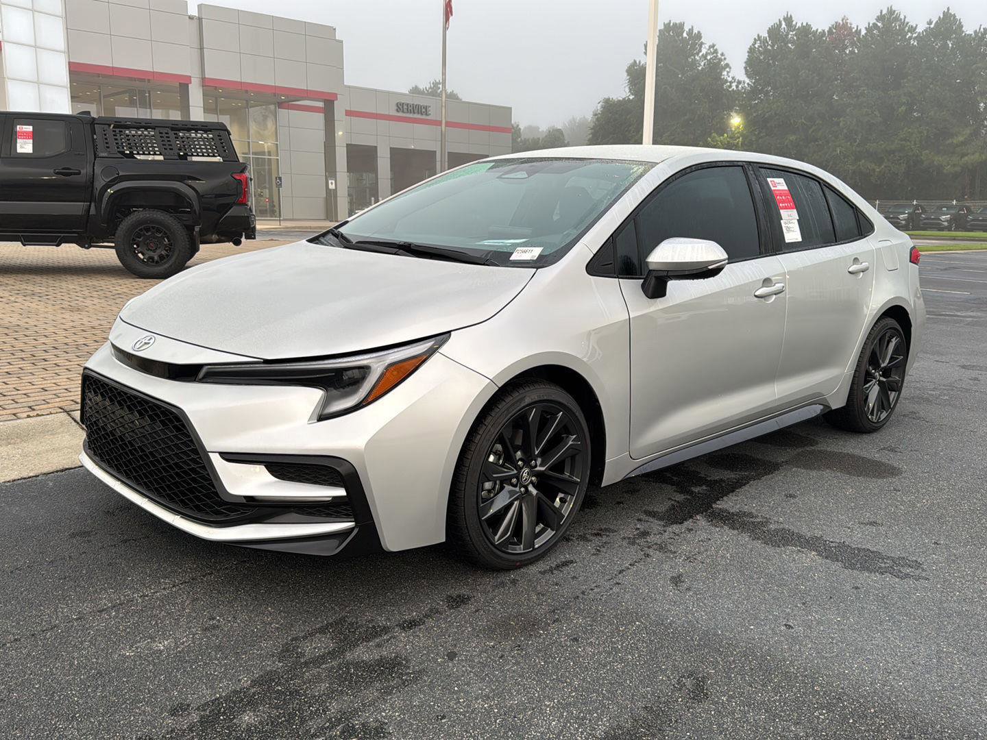 New 2026 Toyota Corolla SE image 2