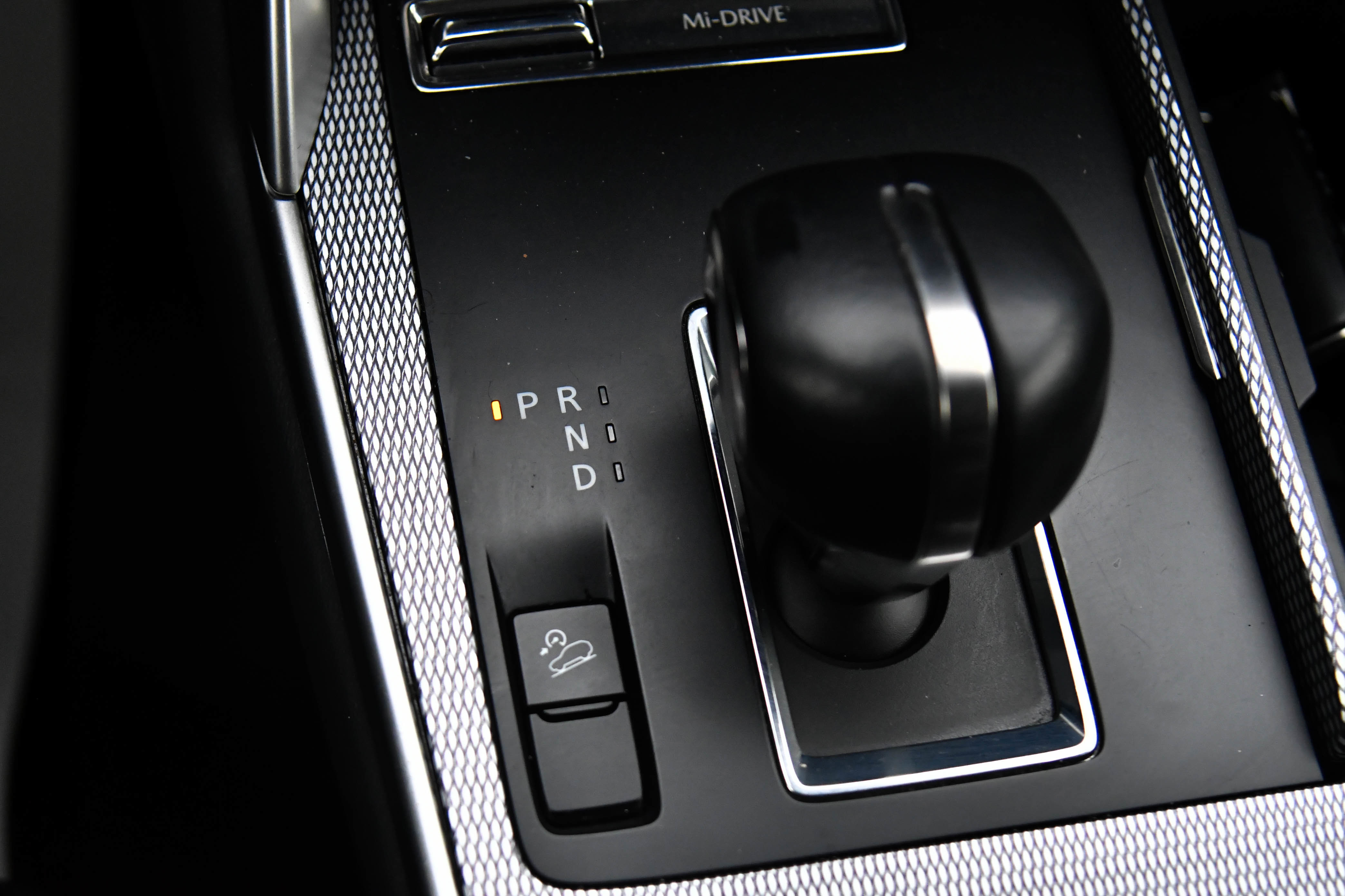 Used 2024 MAZDA CX-90 3.3 Turbo w/ Preferred Plus image 25