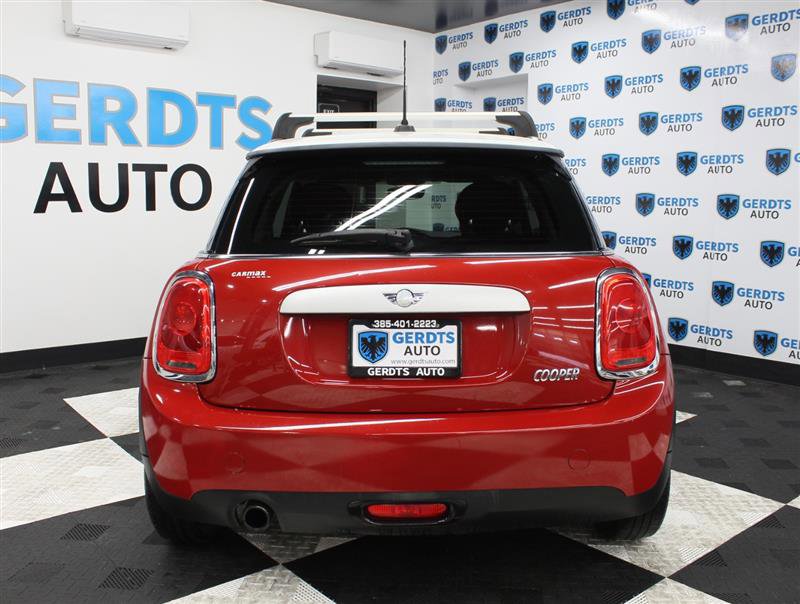 Used 2014 MINI Cooper 2-Door Hardtop FWD image 3