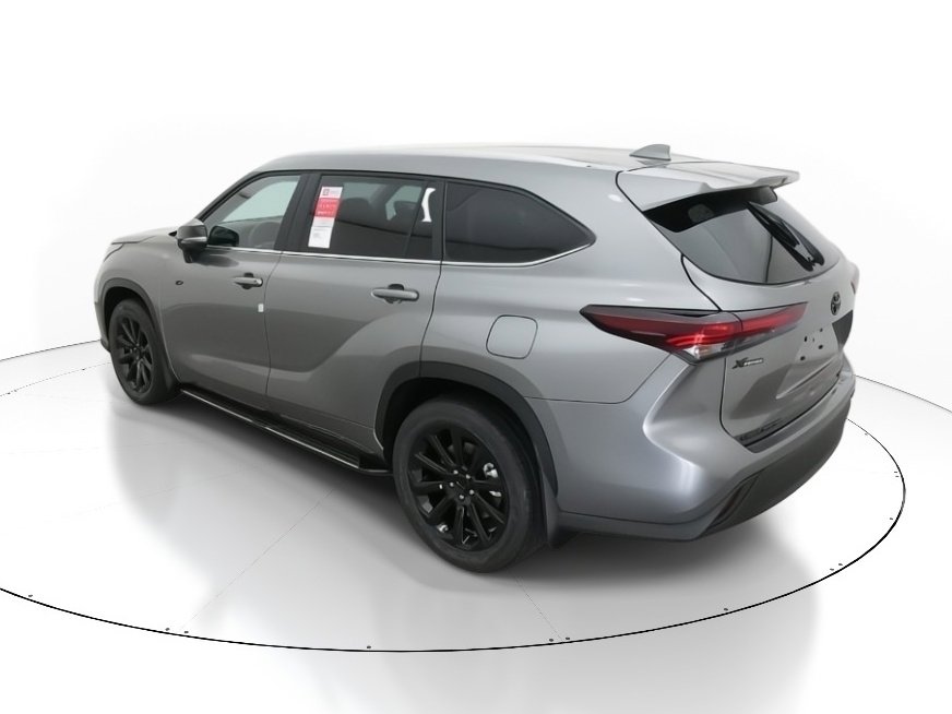 New 2026 Toyota Highlander XLE image 5