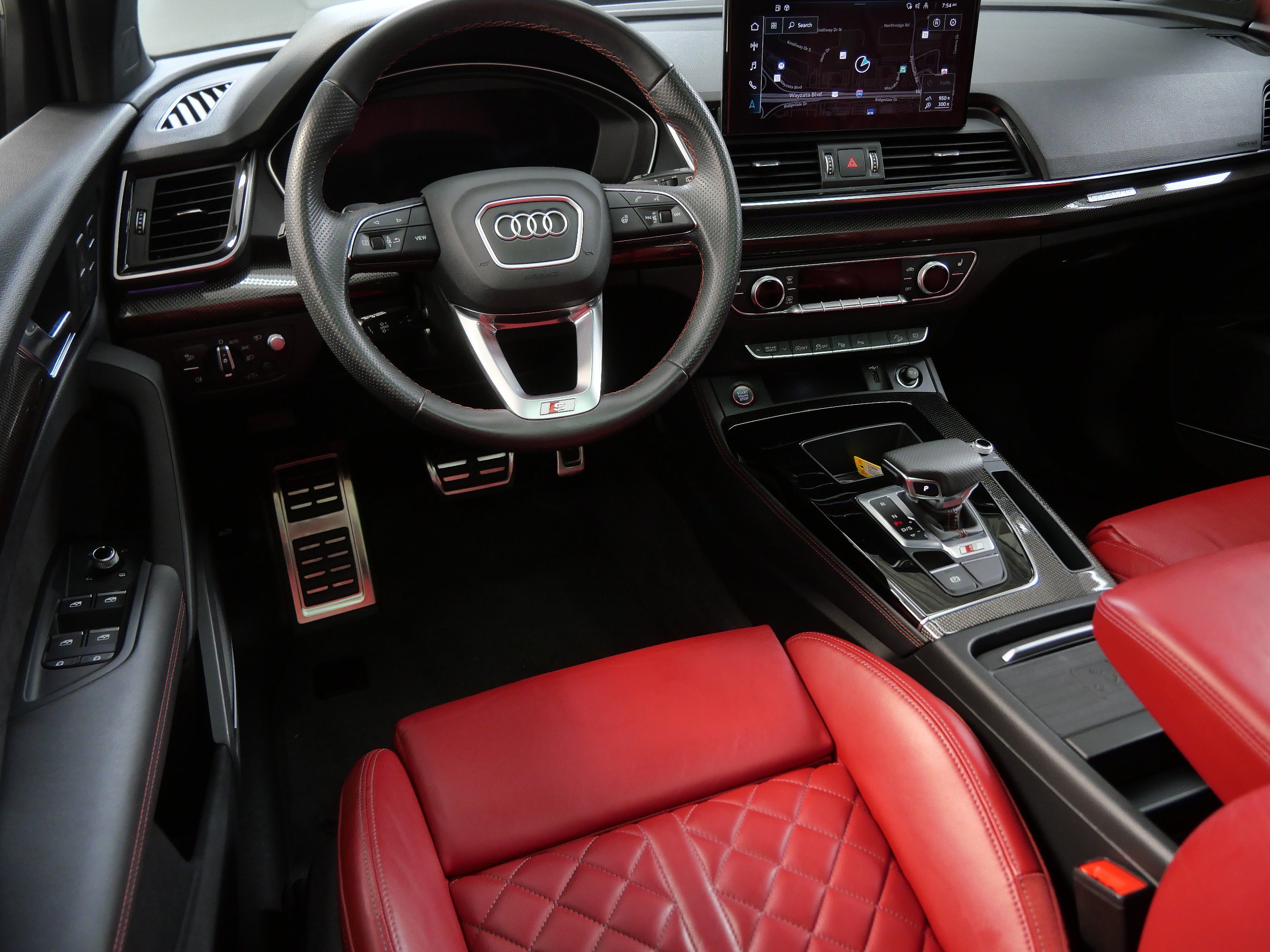 Used 2023 Audi SQ5 Prestige w/ Prestige Package AWD/4WD image 2
