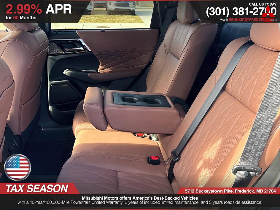 Used 2026 Mitsubishi Outlander SEL image 11