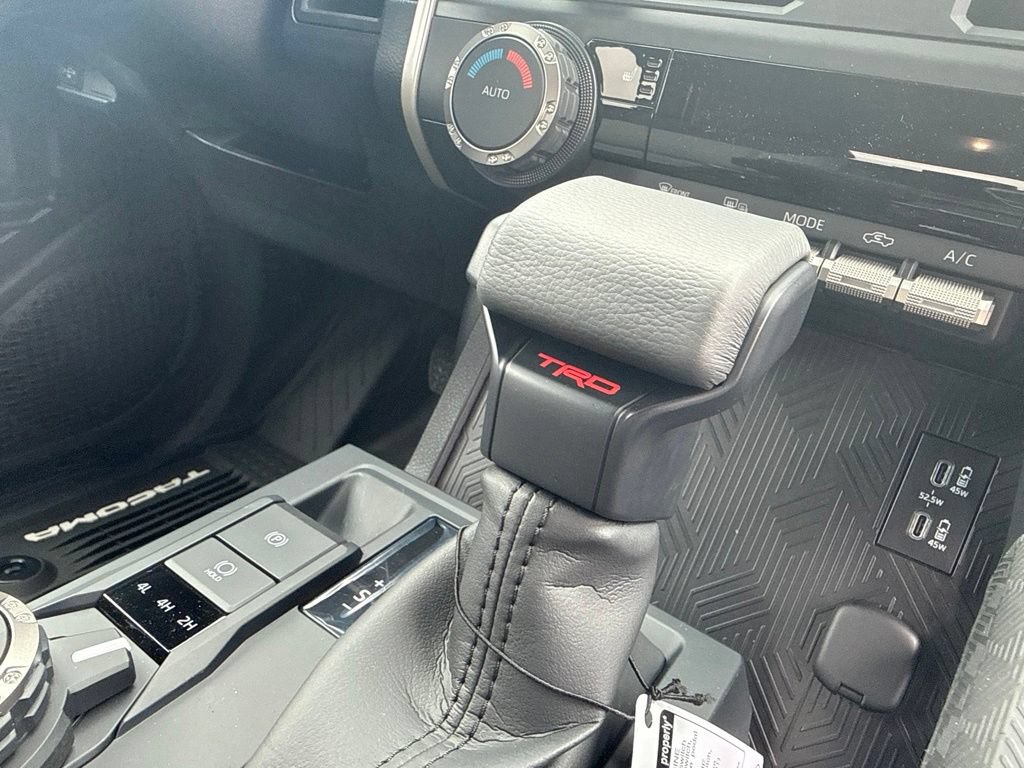 New 2026 Toyota Tacoma TRD Off-Road AWD/4WD image 6