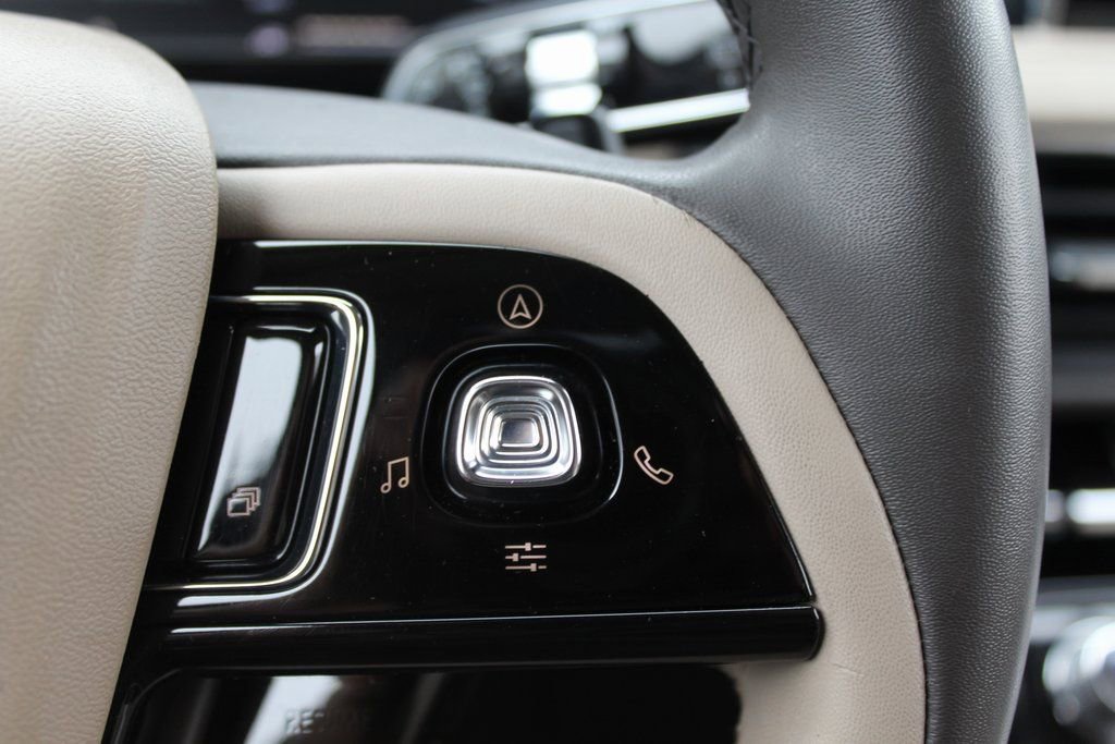 Used 2022 Lincoln Corsair FWD image 16