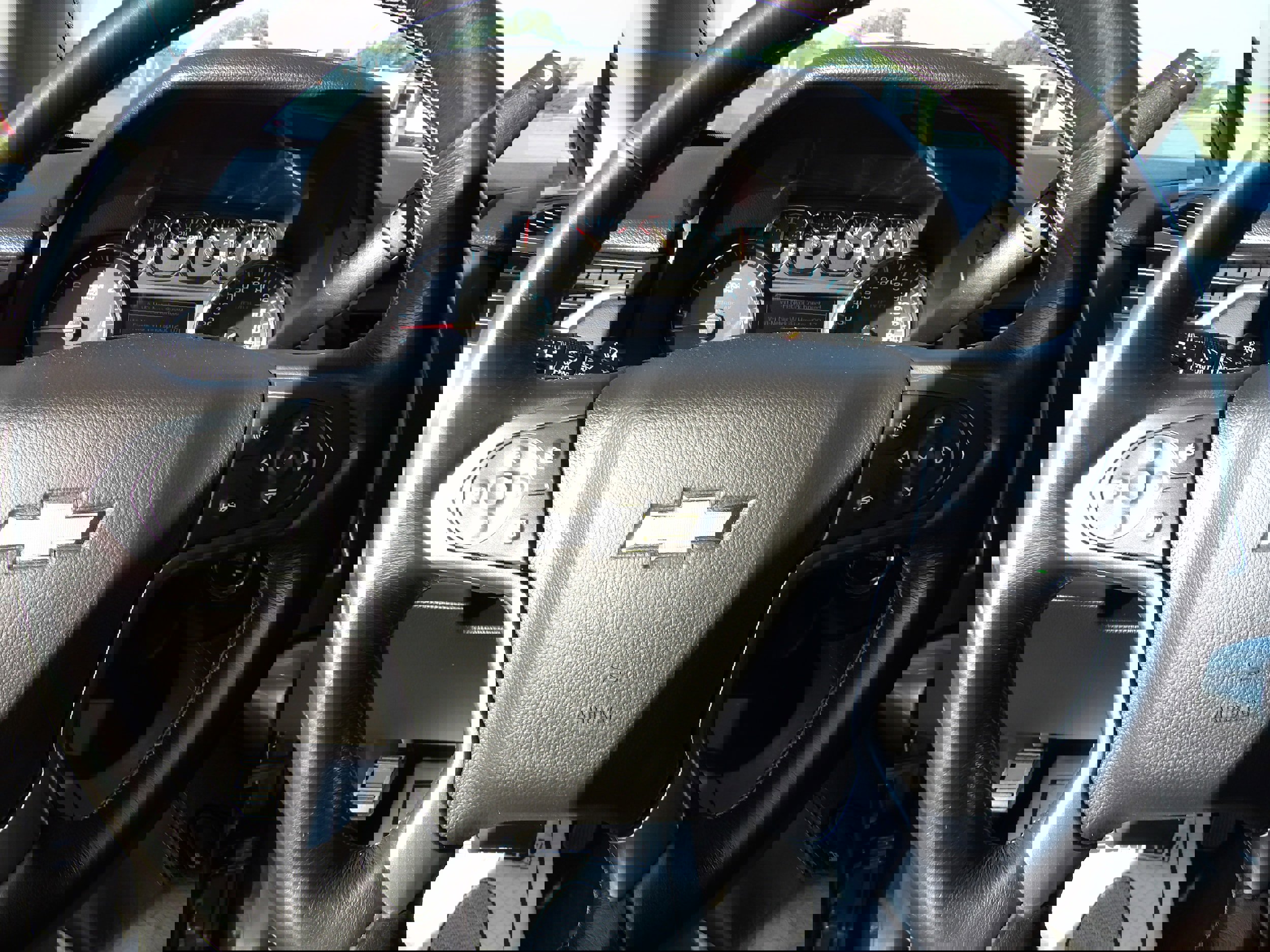 Used 2018 Chevrolet Tahoe LT w/ Luxury Package image 16