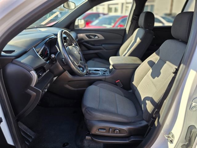 Used 2023 Chevrolet Traverse LT image 12