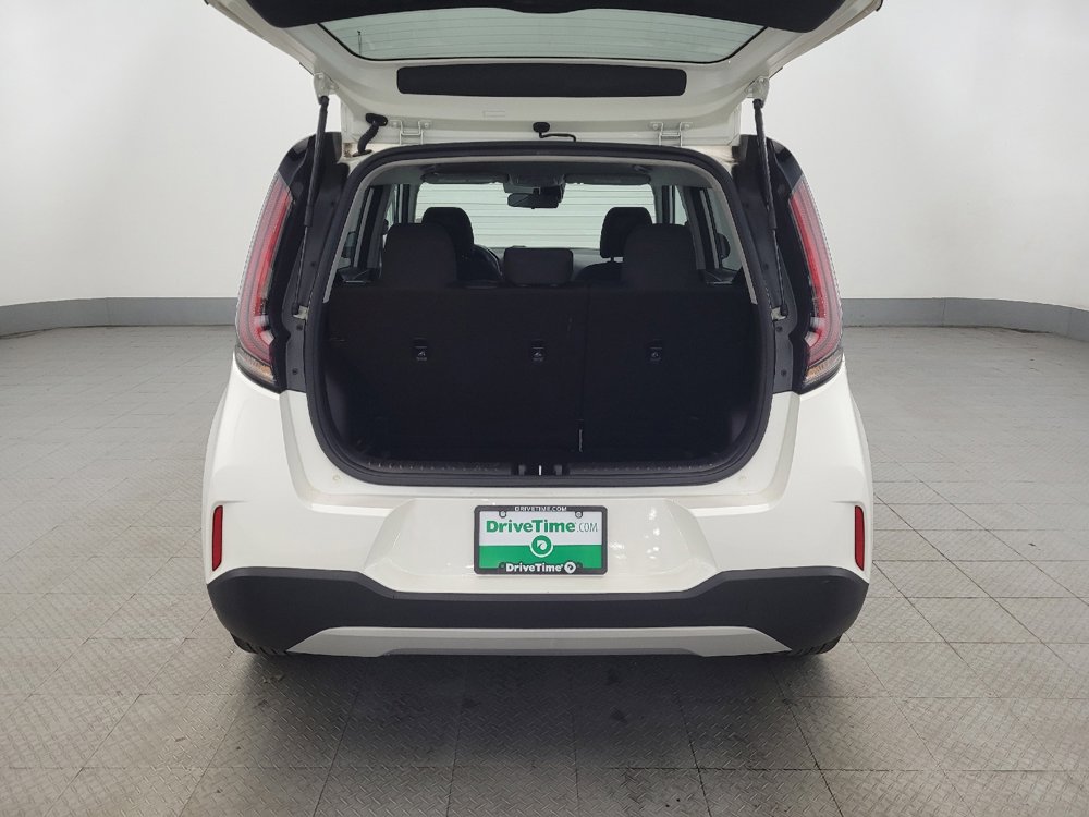 Used 2023 Kia Soul LX w/ LX Technology Package image 29