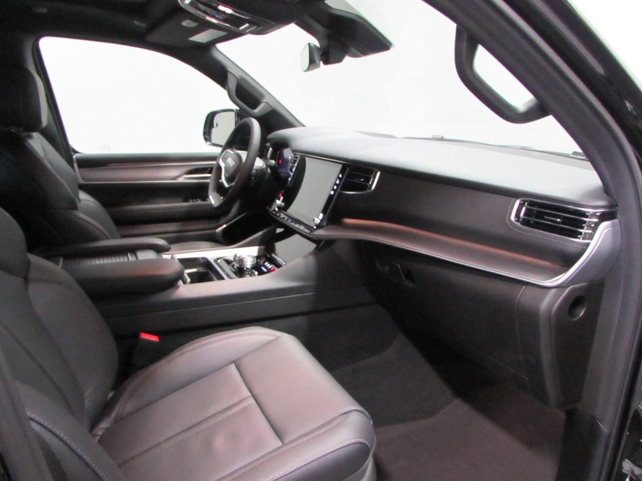 New 2026 Jeep Grand Wagoneer L Limited image 18