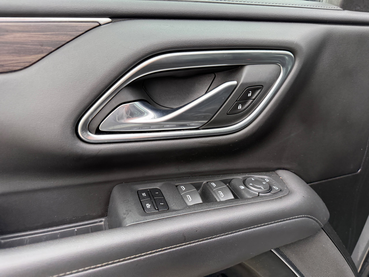 Used 2021 Chevrolet Tahoe LT image 9