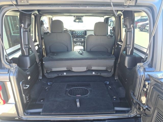 Certified 2024 Jeep Wrangler Willys image 26
