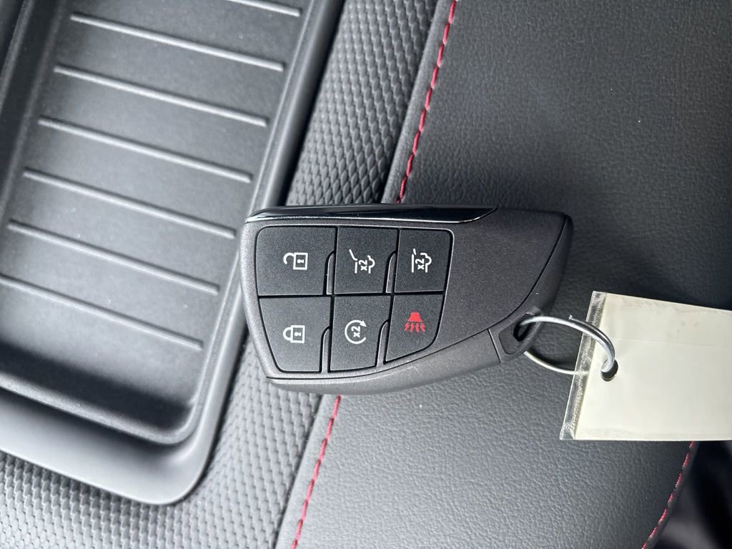 Used 2024 Chevrolet Suburban RST w/ Sport Performance Package image 37