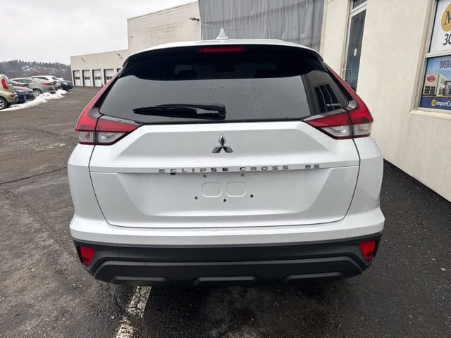 Used 2024 Mitsubishi Eclipse Cross ES image 4