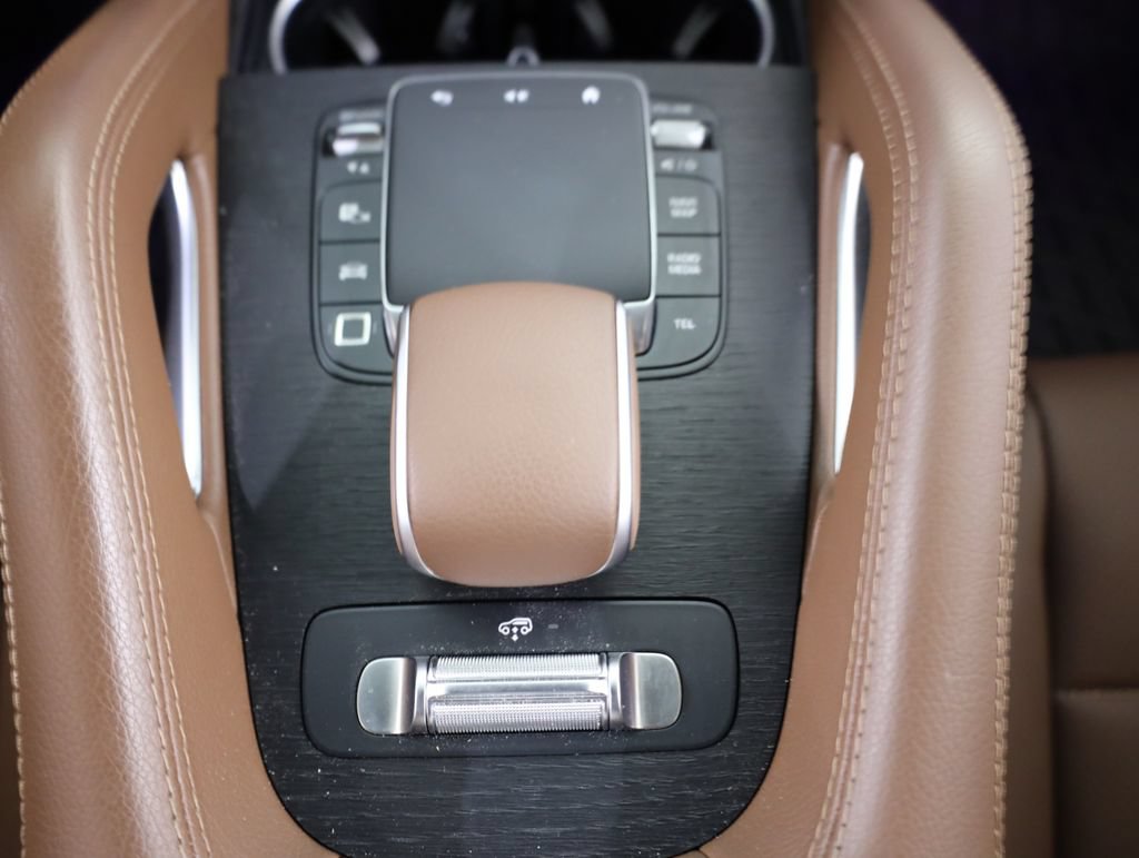 Used 2025 Mercedes-Benz GLS 450 4MATIC image 50