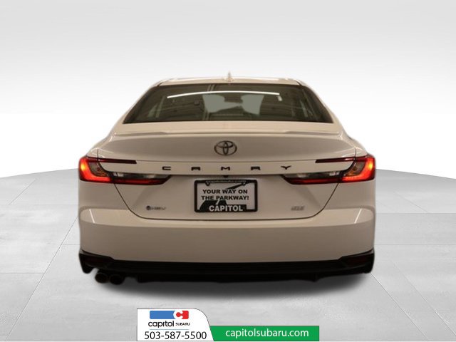 Used 2025 Toyota Camry SE FWD image 3
