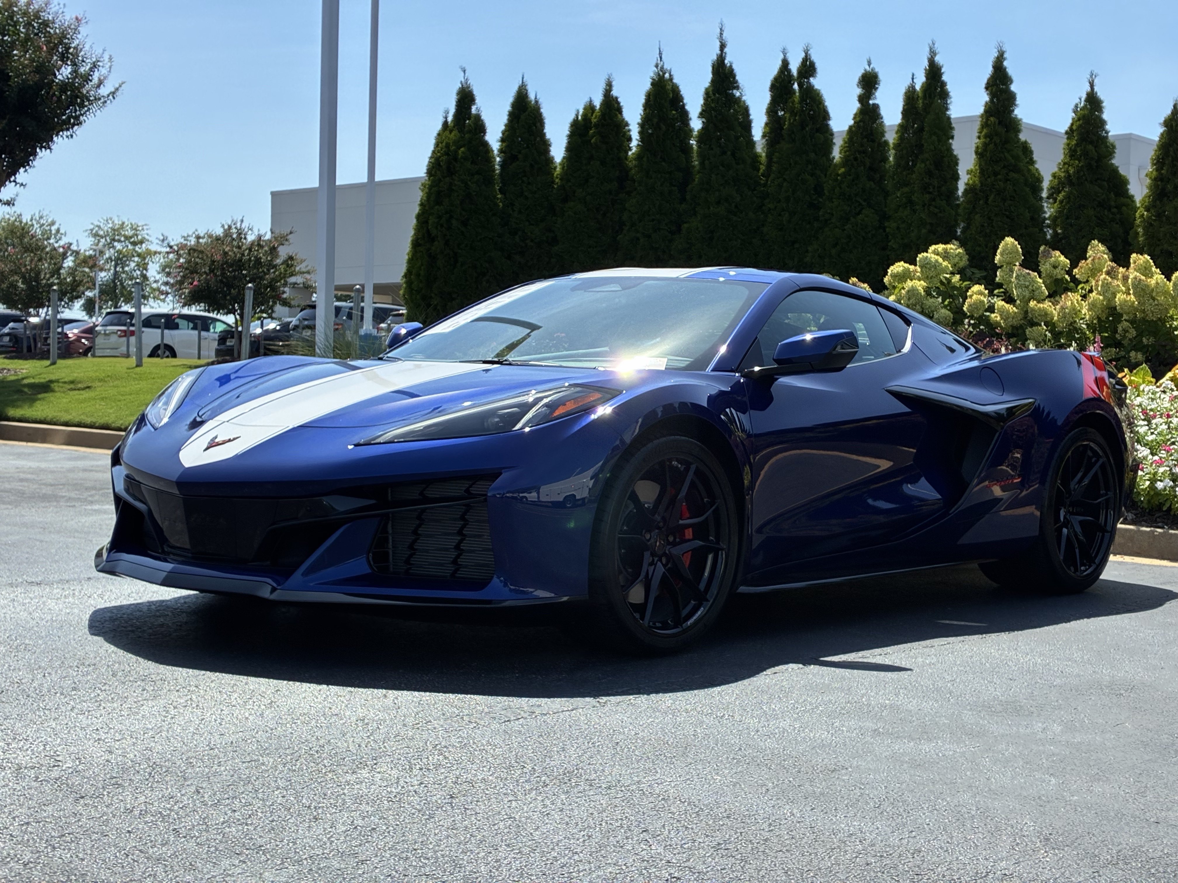 New 2027 Chevrolet Corvette Grand Sport w/ Z52 Sport Performance Package RWD image 6