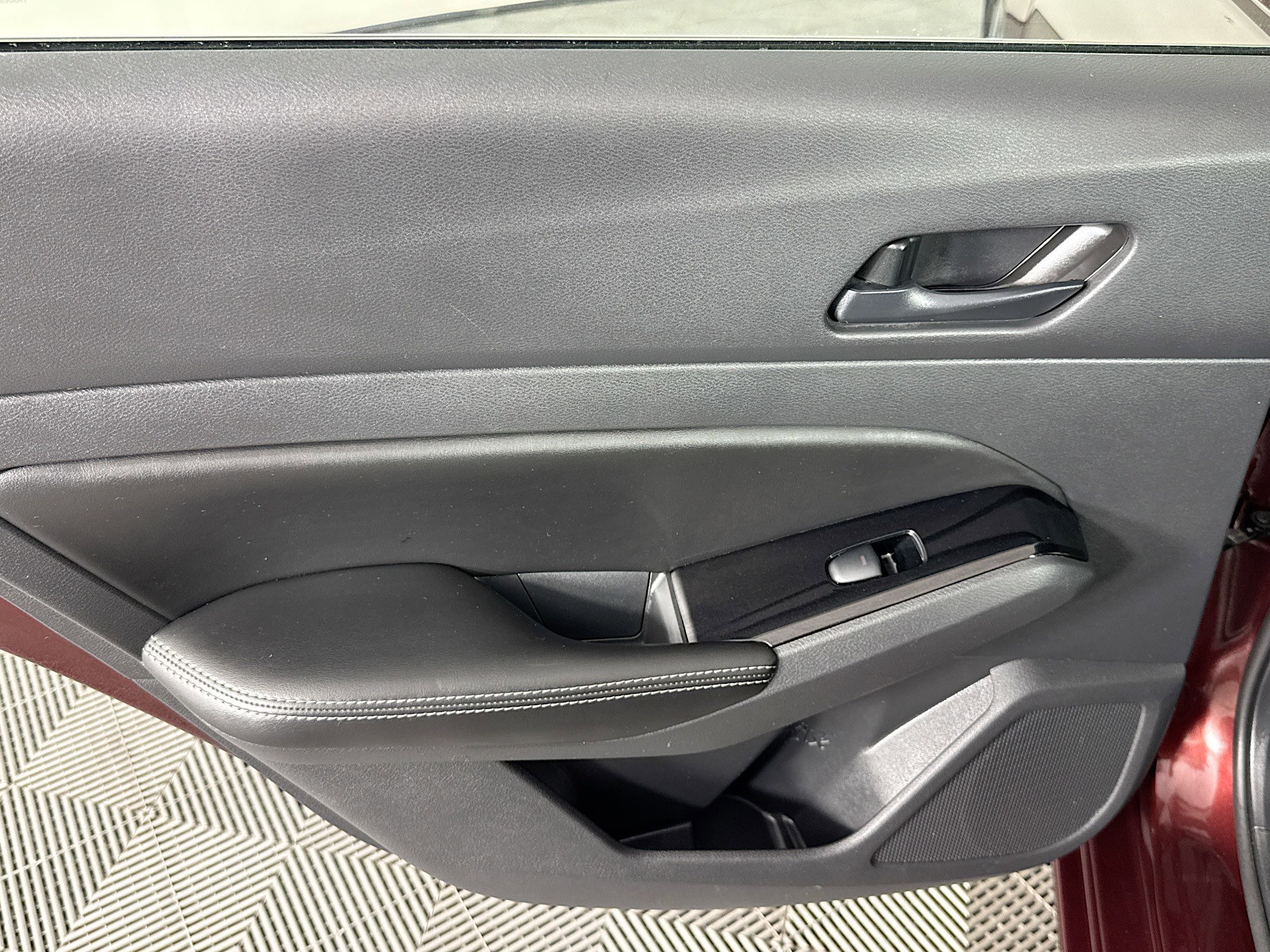 Used 2023 Nissan Altima 2.5 SV FWD image 25