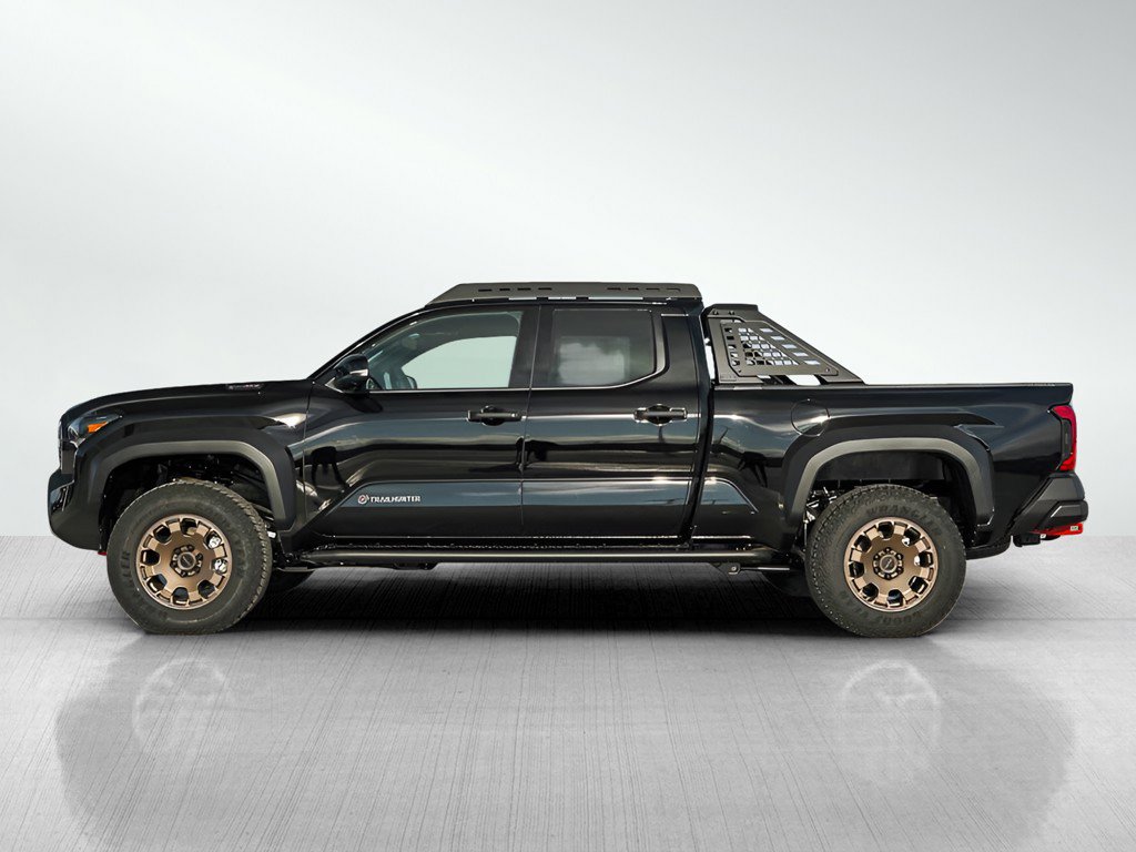 New 2025 Toyota Tacoma Trailhunter image 4
