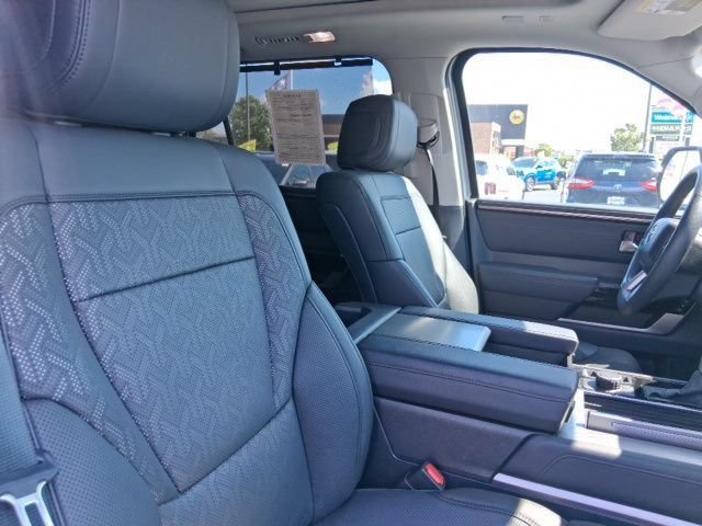 Used 2024 Toyota Sequoia Limited w/ Tow Technology Package AWD/4WD image 11