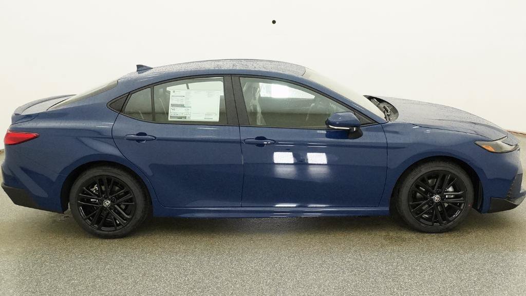 New 2026 Toyota Camry SE w/ Convenience Package FWD image 14