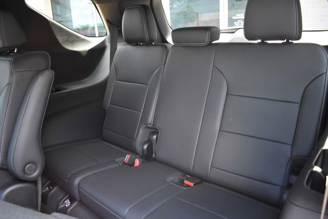 New 2026 Chevrolet Traverse LT w/ LPO, Floor Liner Package FWD image 19