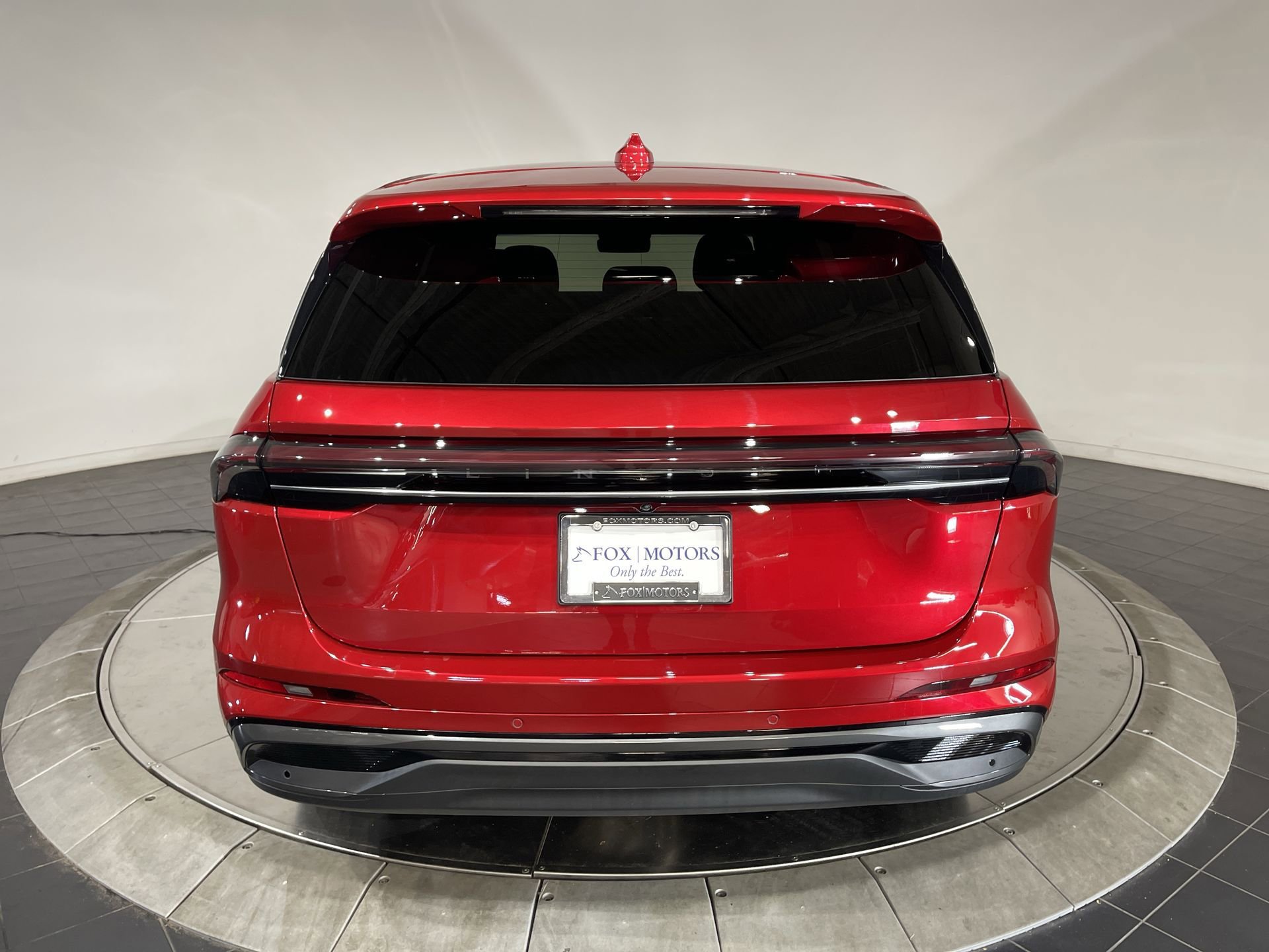 New 2024 Lincoln Nautilus Premier w/ Equipment Group 102A image 38