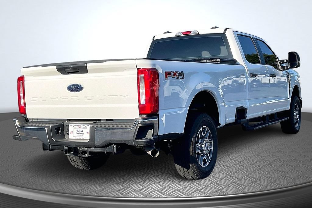 Used 2024 Ford F350 XL AWD/4WD image 7