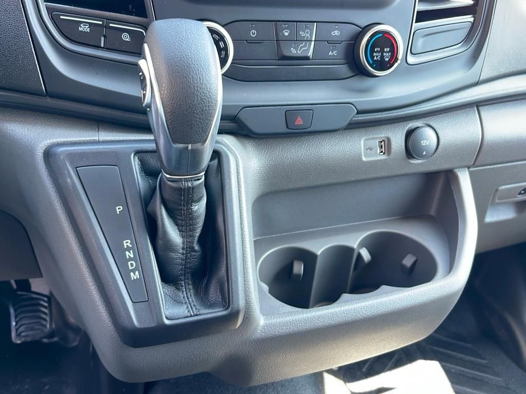 New 2025 Ford Transit 250 148 Medium Roof image 11