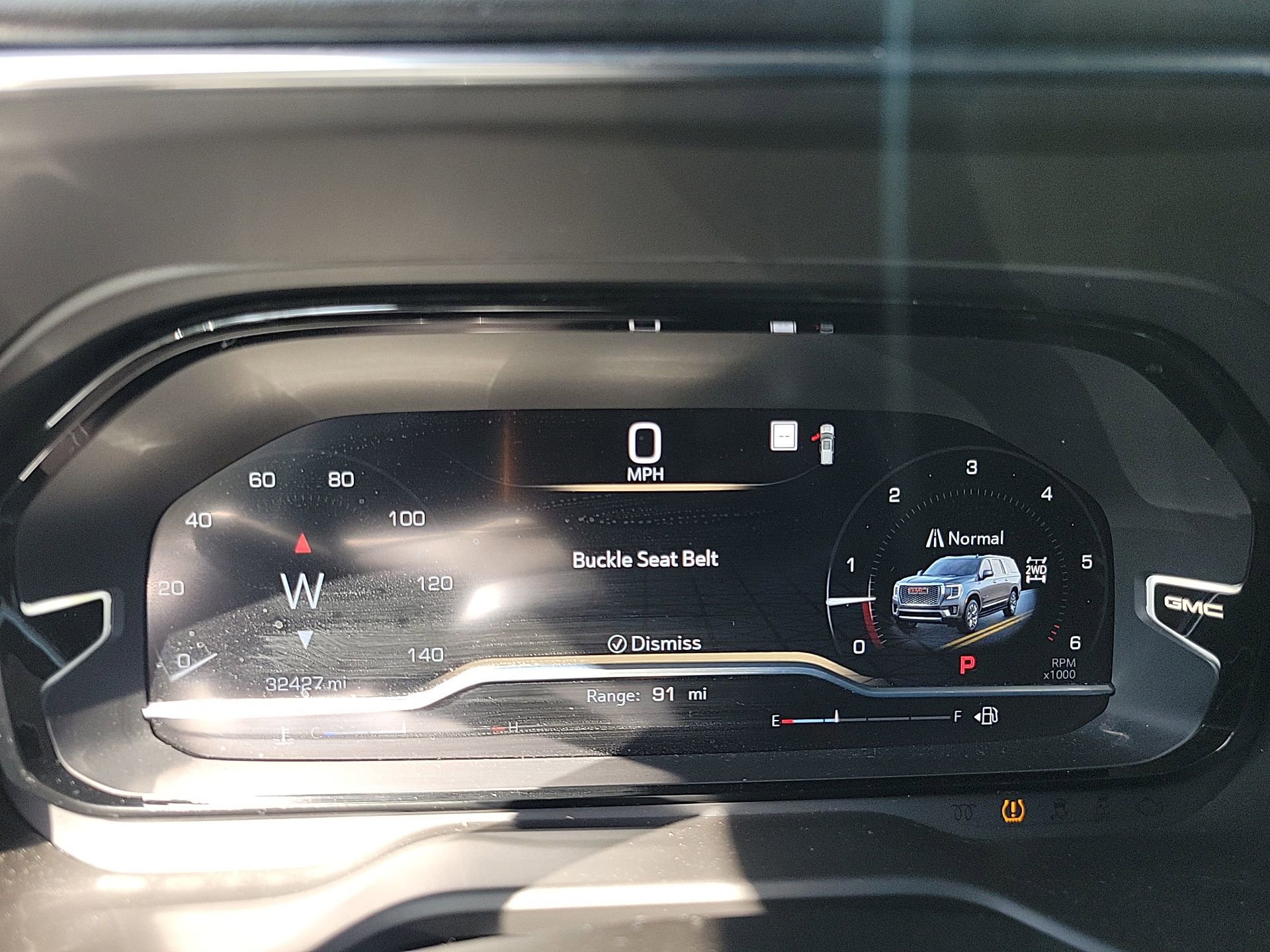 Used 2023 GMC Yukon XL Denali image 34