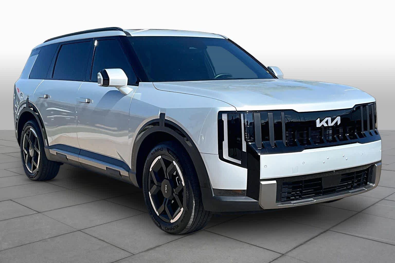 Certified 2027 Kia Telluride EX w/ Towing Package FWD image 3
