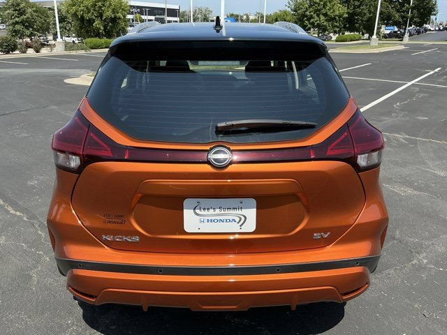 Used 2022 Nissan Kicks SV w/ Interior Electronics Package FWD image 4