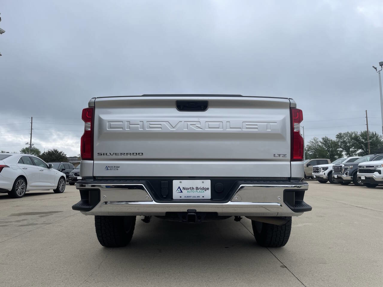 Used 2022 Chevrolet Silverado 1500 LTZ w/ LTZ Convenience Package II image 32