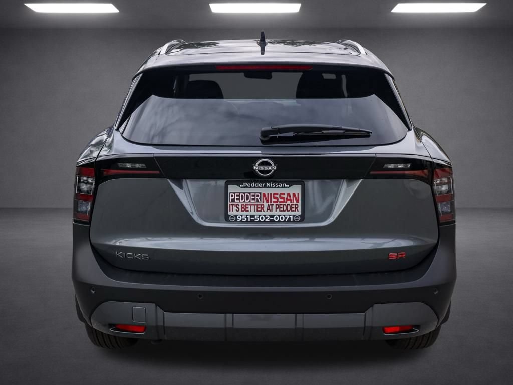 New 2026 Nissan Kicks SR FWD image 5
