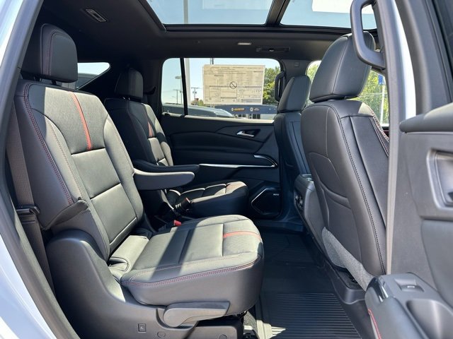 New 2026 Chevrolet Traverse RS w/ LPO, Floor Liner Package image 12